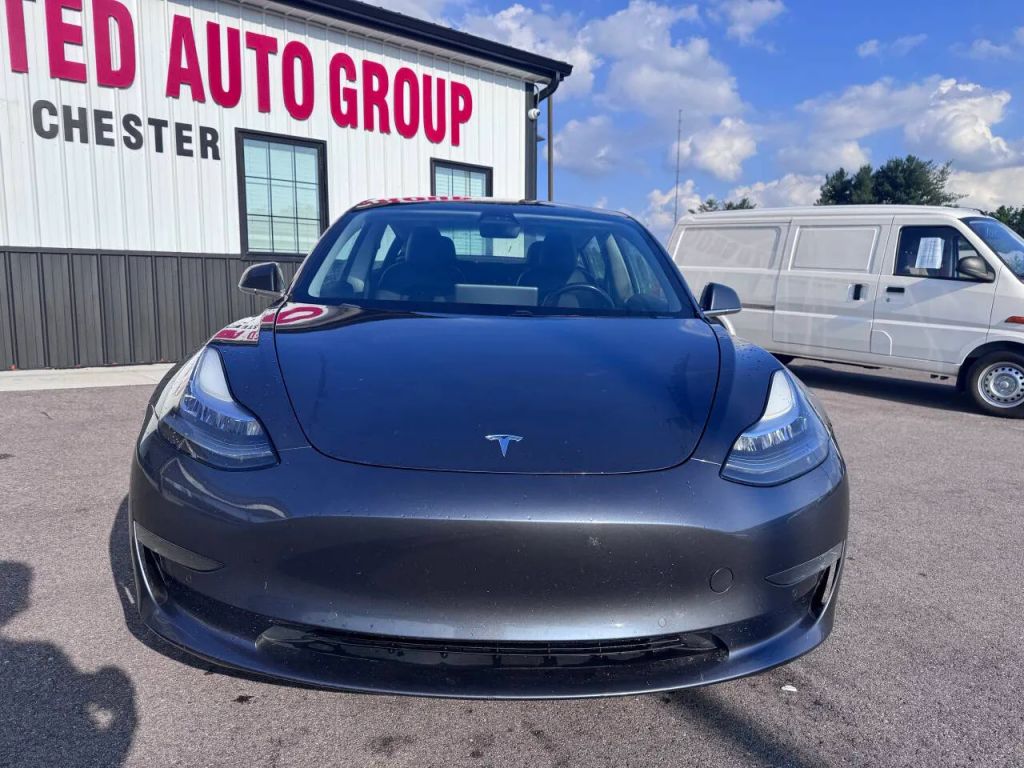tesla model 3 2018 5YJ3E1EA9JF005061 image tesla model 3 2018 5YJ3E1EA9JF005061 image